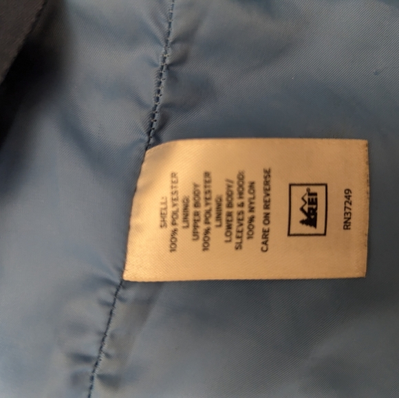 REI Co-op Belltown Rain Jacket Blue storm color Women's size M - Picture 3 of 6